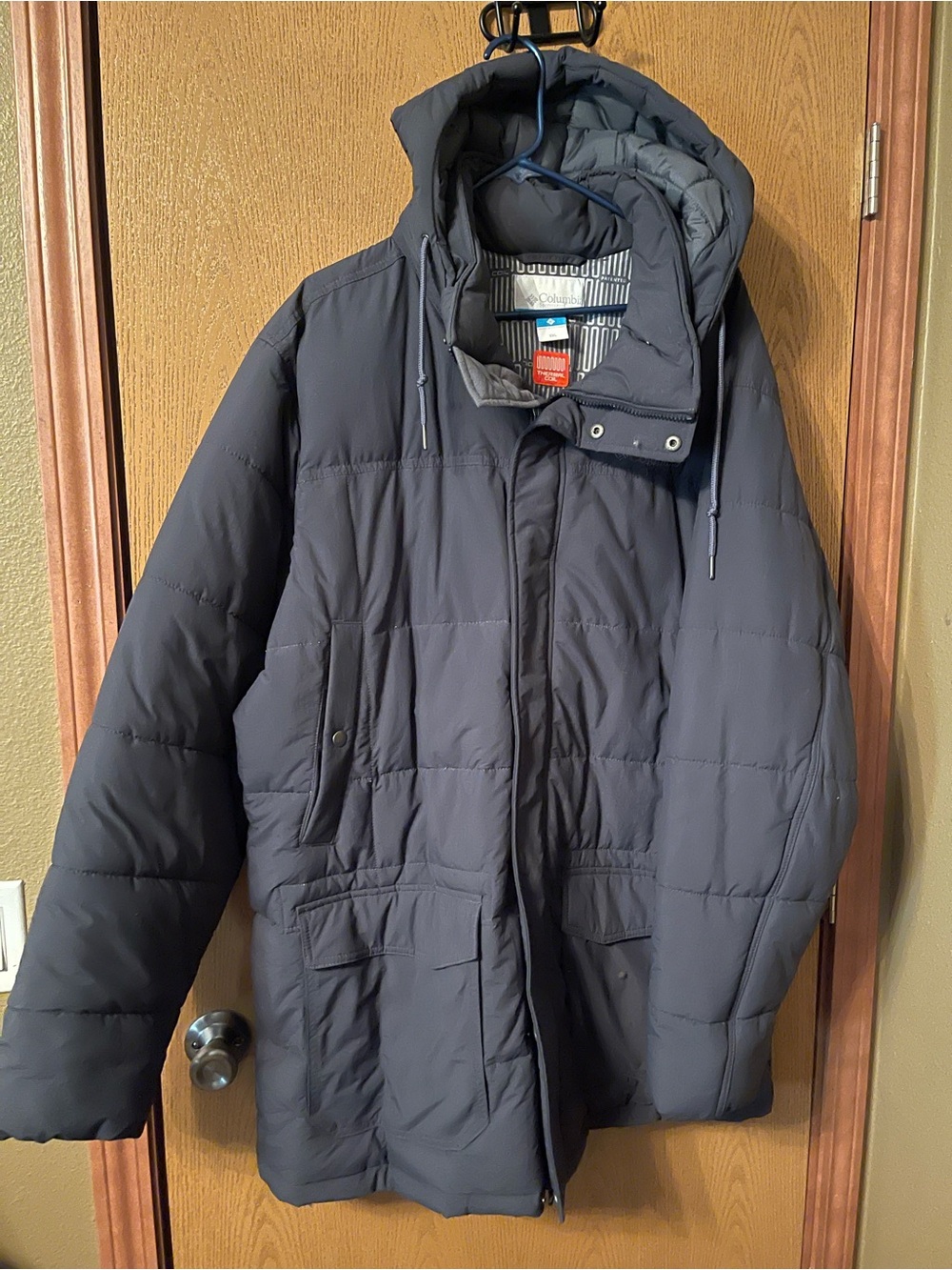Columbia Men's Hooded Puffer Jacket - Dark Blue